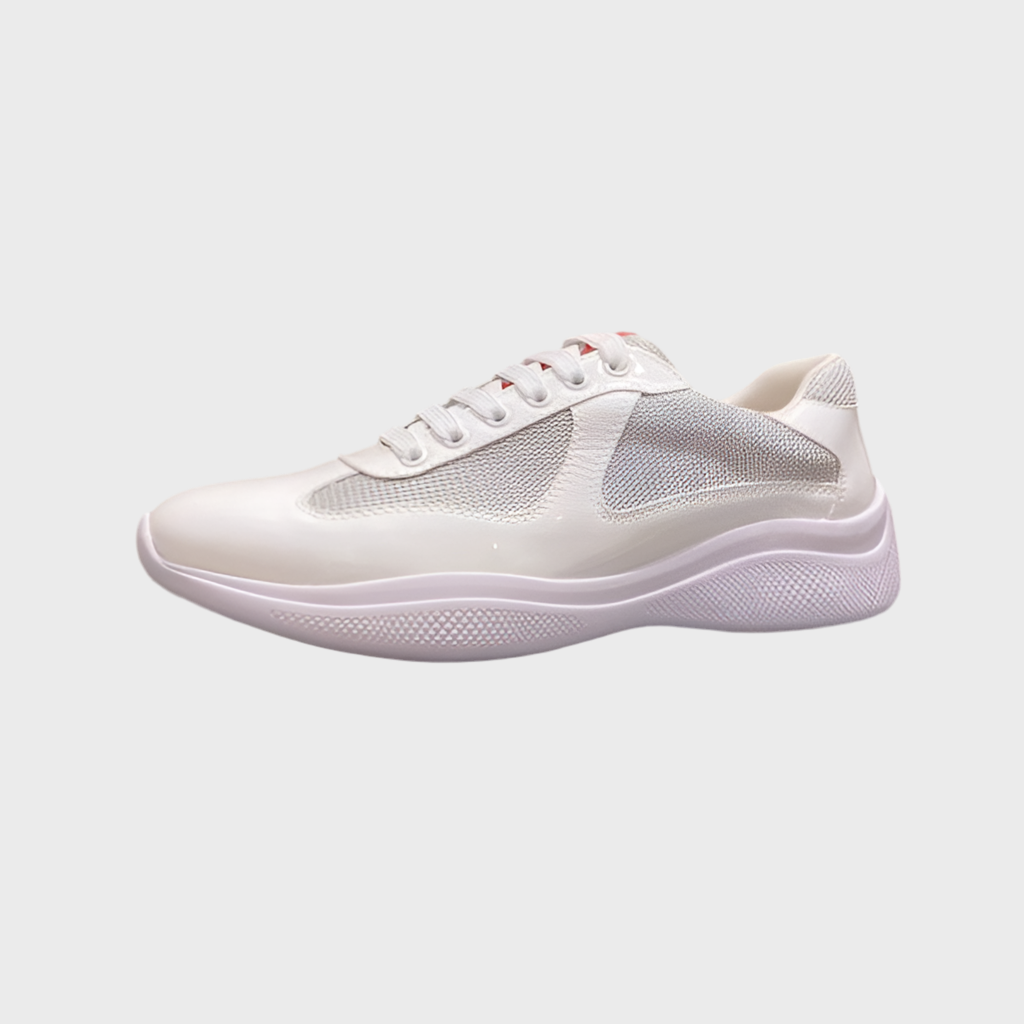 Cups Sneaker