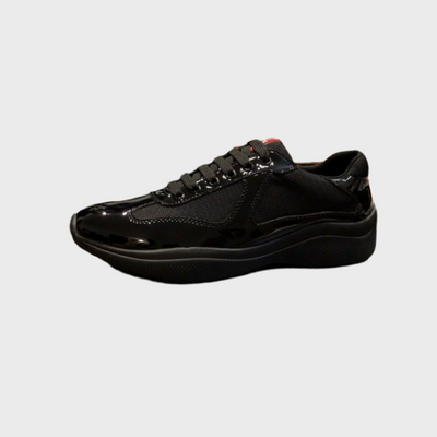Cups Sneaker