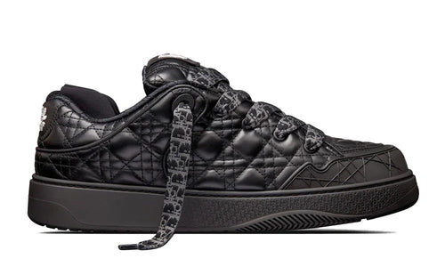 "B9" Sneaker