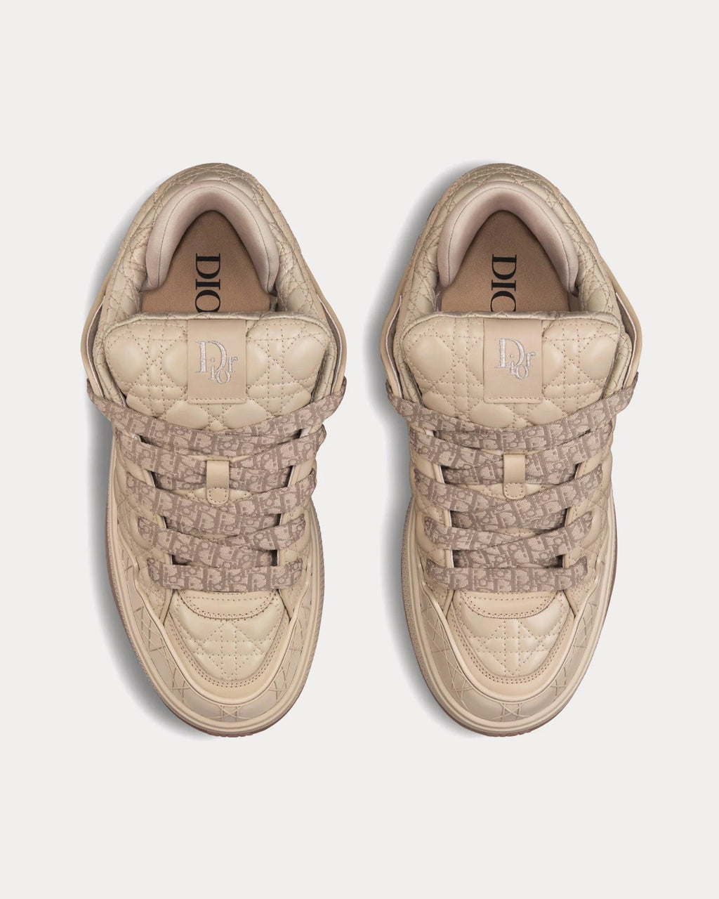 "B9" Sneaker