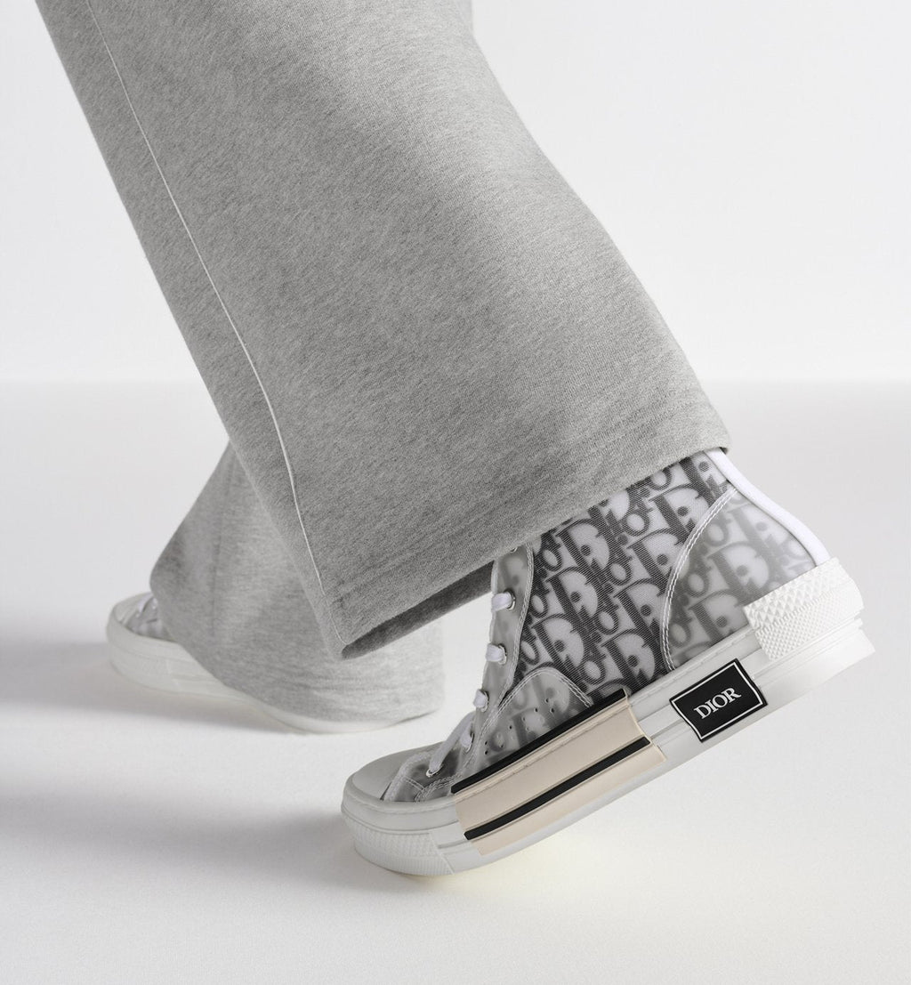"B23" SNEAKER